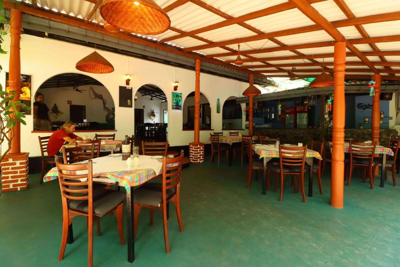Hotel Susantha Garden Bentota Buitenkant foto