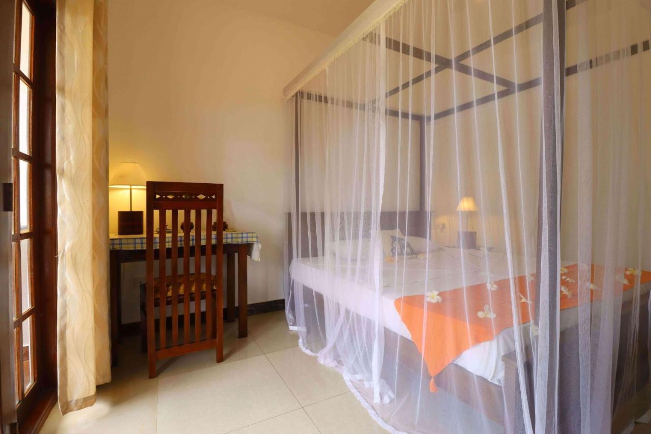 Hotel Susantha Garden Bentota Buitenkant foto