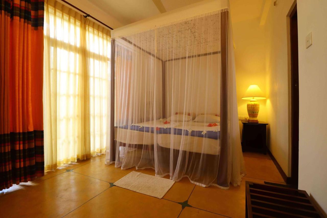 Hotel Susantha Garden Bentota Buitenkant foto