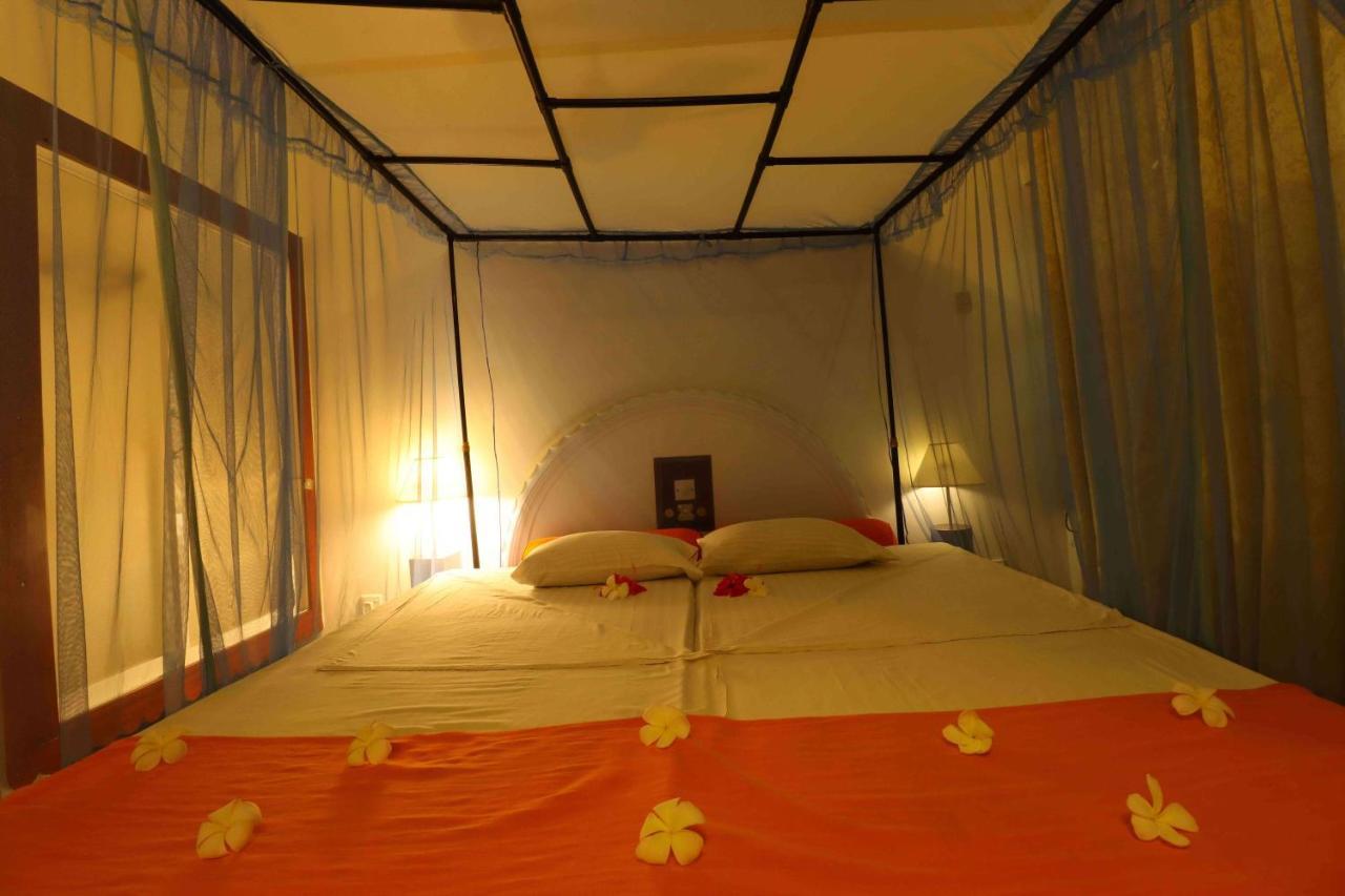 Hotel Susantha Garden Bentota Buitenkant foto