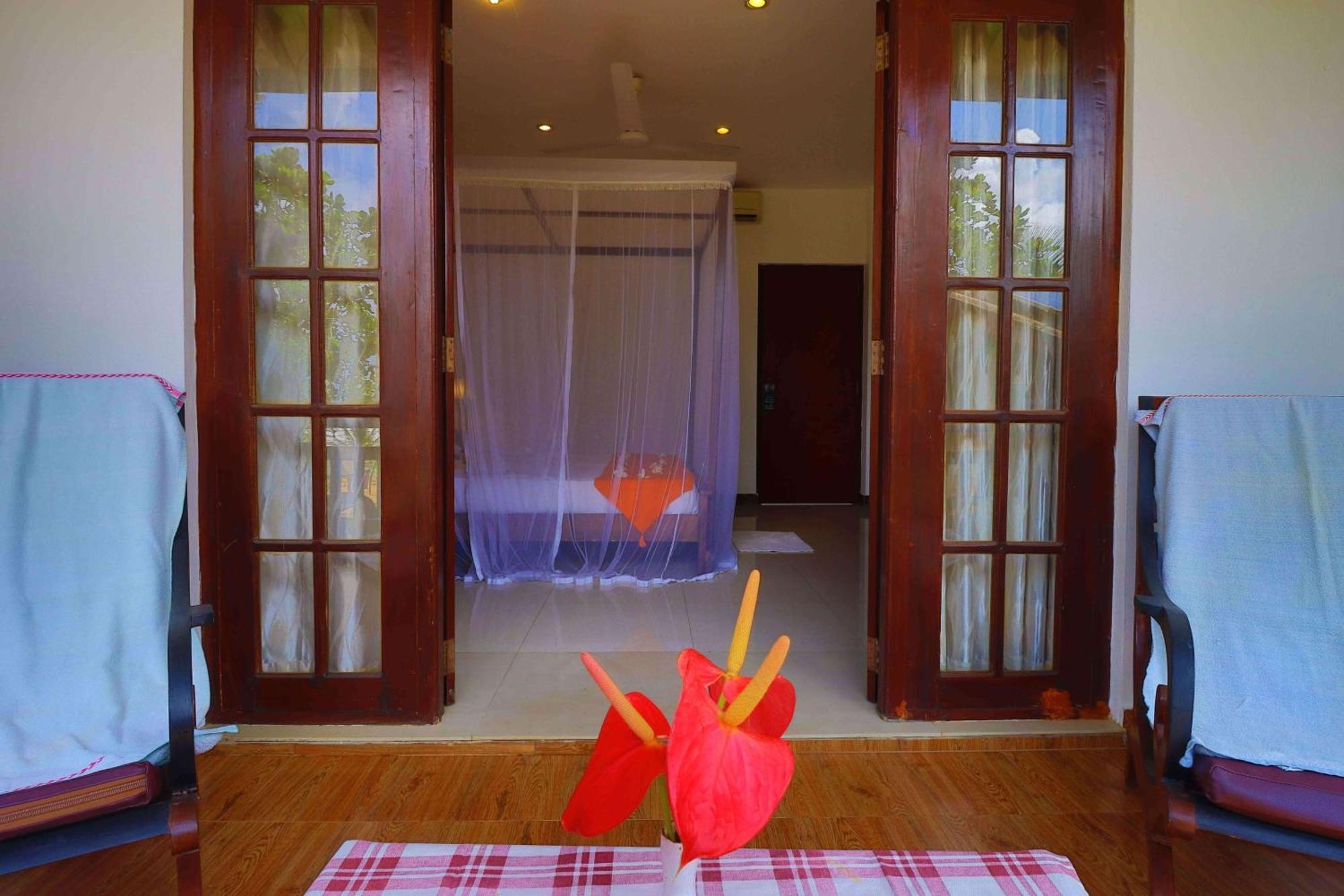 Hotel Susantha Garden Bentota Buitenkant foto